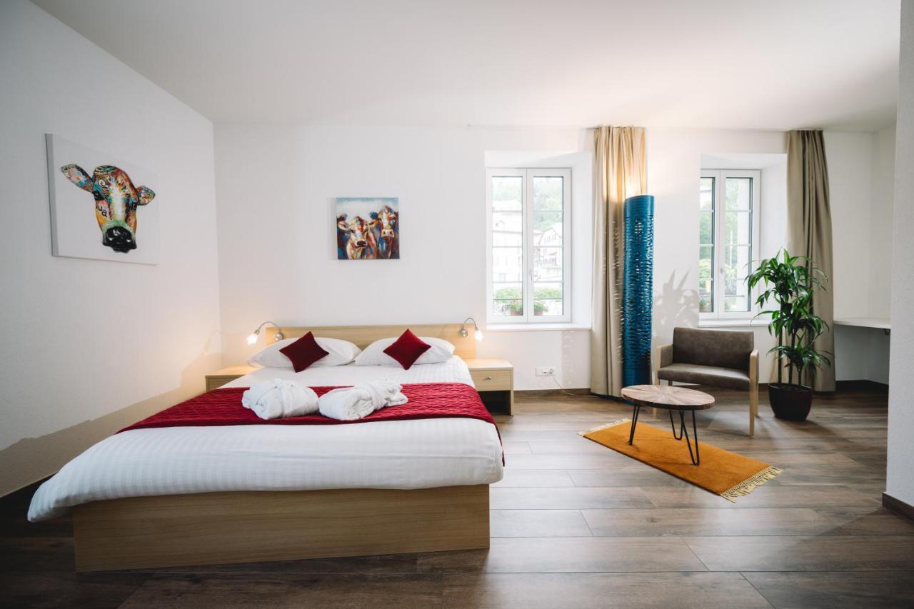 Hotel-Restaurant La Croix D'Or Ballaigues 외부 사진