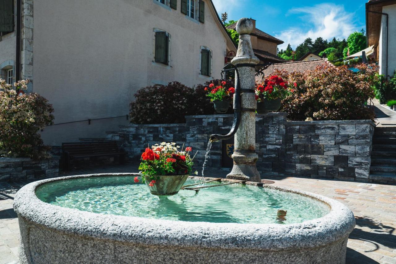 Hotel-Restaurant La Croix D'Or Ballaigues 외부 사진